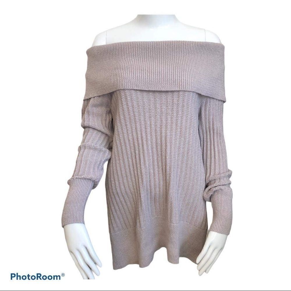 3/$25 Elle Knit Off Shoulder Tiered Sweater Sz S